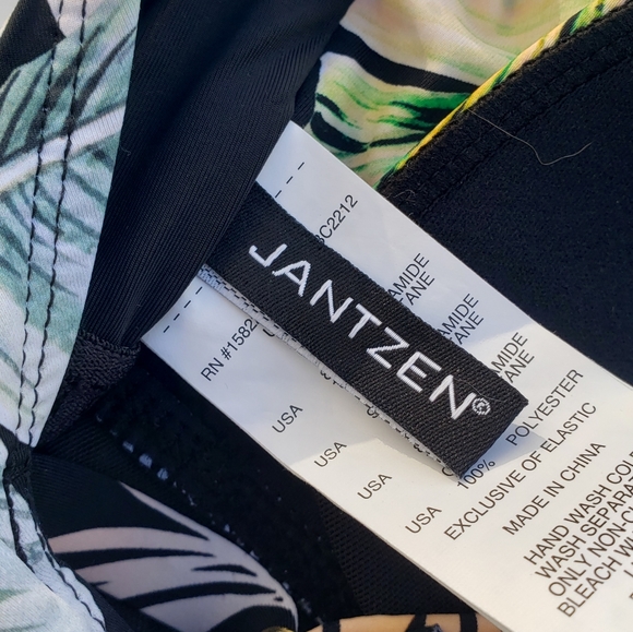 JANTZEN draped Surplice swimsuit - Picture 10 of 14